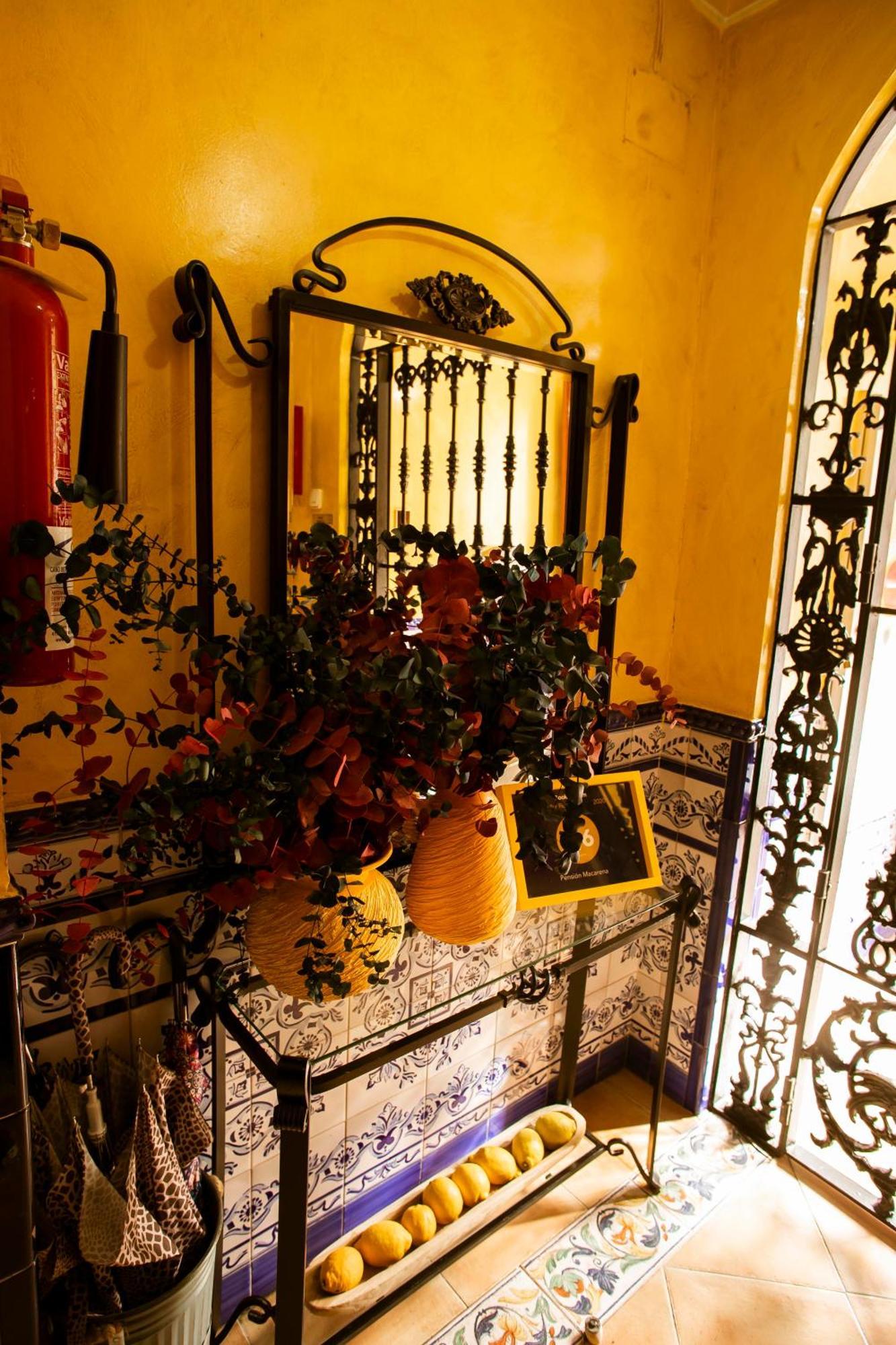 Pension Macarena Sevilla Exteriér fotografie